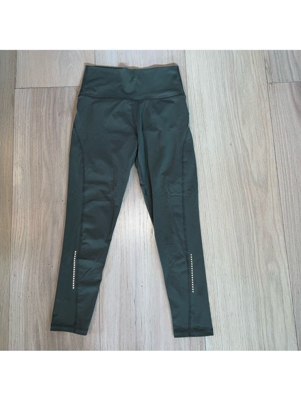 TYC Olive Green Leggings Yoga Spandex Workout Pants Size Medium